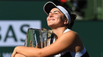 В финале US Open 19-летняя канадка обыграла легенду тенниса