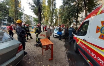 В многоэтажке Киева произошел пожар: есть жертва (фото)