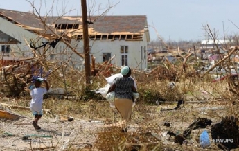 Подсчитан возможный ущерб от урагана Дориан