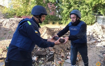 Сотню артснарядов обнаружили на территории школы в Тернополе