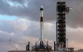 SpaceX испытала аварийные системы Crew Dragon
