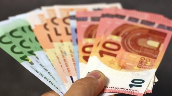 Курс валют на 23 сентября: впервые за три года евро упал ниже 27 грн