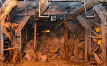 В Африке при обрушении золотого рудника погибли 30 человек