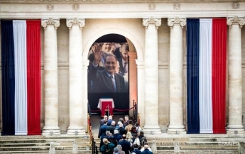 В Париже прощаются с бывшим президентом Шираком