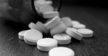 Таблетки, раствор для инъекций и дезсредство: в Украине запретили сразу три популярных препарата