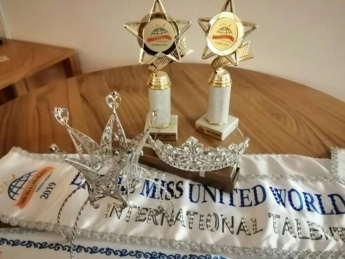 Школьница из Бердянска завоевала титул мини-мисс Мира (ФОТО)