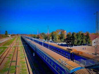 Почему нельзя купить билеты на киевский поезд