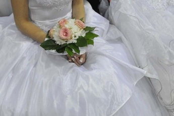 В Мелитополе девушка-подросток добилась разрешения выйти замуж