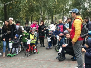 В Мелитополе проходит велопраздник для детей (фото, видео)