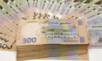 В Запорожской области чиновница присвоила 400 тысяч гривен