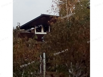 Появились фото с места пожара в банном комплексе в Мелитополе