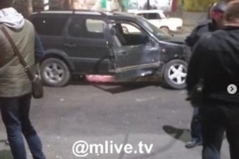 Появилось видео момента столкновения Фольксвагена и Рено в Мелитополе