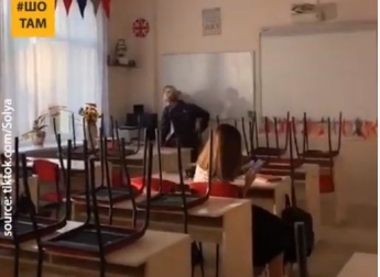 Покажи свою школу! Украинские ученики запустили интересный флешмоб. видео