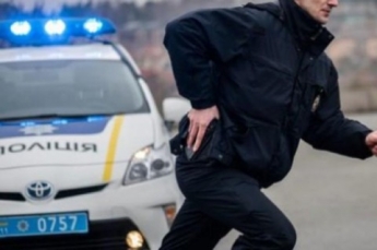 Житель Мелитополя угрожал поджечь дом и напал на полицейских