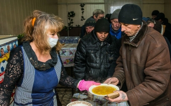 В Мелитополе начнут кормить бездомных
