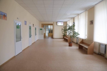 В спальном районе Запорожья после реконструкции откроют две больницы (Фото)