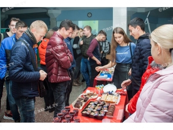 Молодежь ТГАТУ провела ярмарку в поддержку Данила Румянцева