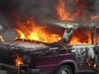 Под Мелитополем дотла сгорел автомобиль (добавлено фото)