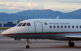 Самолет с премьером Болгарии экстренно сел из-за поломки