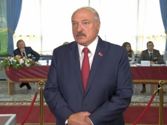 Лукашенко «по-крестьянски» обругал союз с Россией (видео)