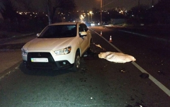 В Николаеве пешеход попал под три автомобиля и погиб