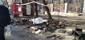 Сгорел заживо: в сети появилось видео пожара в палатке с овощами в Запорожье