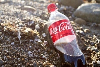 Coca-Cola внезапно решила отказаться от обычных бутылок: что изменится