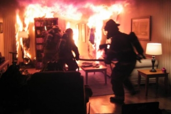 В Запорожской области сгорел мужчина у себя дома
