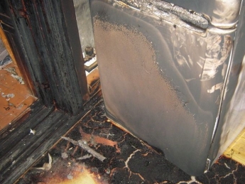 Из-за некачественного холодильника в доме жительницы Мелитополя начался пожар
