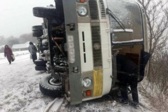 В России перевернулся автобус «Запорожье-Воронеж»: 14 пострадавших (Фото)