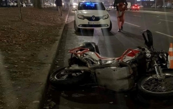 В Киеве мотоцикл насмерть сбил мужчину (фото)