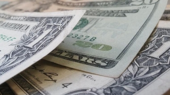 Курс валют на 16 декабря: доллар продолжает дешеветь