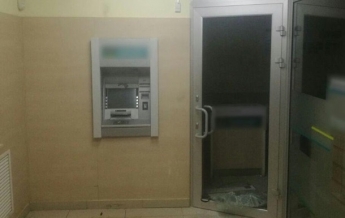 В Харькове ночью подорвали банкомат