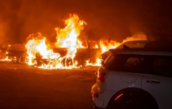 В Одессе семья лишилась двух авто из-за поджога