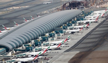 Дубай ушел под воду: отменены десятки рейсов. Видео