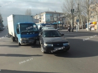 Столкновение грузовика с ВАЗом. В полиции рассказали, кто из водителей ДТП в Мелитополе спровоцировал