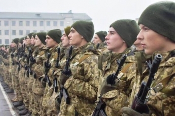 В Украине предложили сократить срок службы в армии