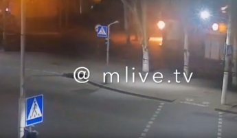 Появилось видео поджога нотариальной конторы в Мелитополе