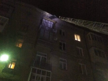 В Запорожье ураган рвал крыши с многоэтажек (ФОТО)