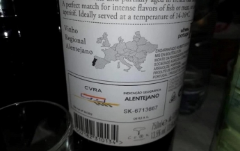 В Португалии выпустили вино с картой Украины без Крыма (фото)
