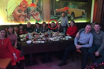 В ресторане Николаева полицейский обокрал бывших одноклассников