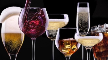 Медики назвали самый опасный алкогольный напиток
