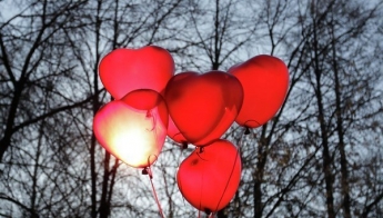 День святого Валентина: лучшие идеи подарков для возлюбленных