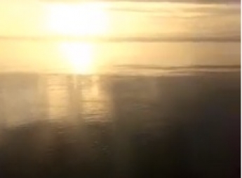 Полный штиль – Азовское море завораживает своей зимней красотой (видео)