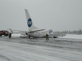 В России при посадке разбился пассажирский «Боинг»: первые подробности ЧП (фото, видео)