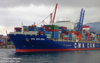 В Одессе ждут китайский контейнеровоз с переболевшей командой