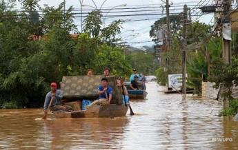 В Боливии из-за сильных дождей погибли 17 человек