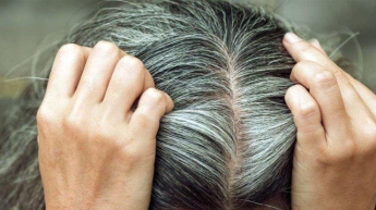 Почему волосы седеют после стресса