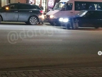 В центре Мелитополя маршрутка попала в ДТП (фото)