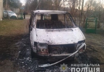 В Волынской области сожгли автомобиль священника